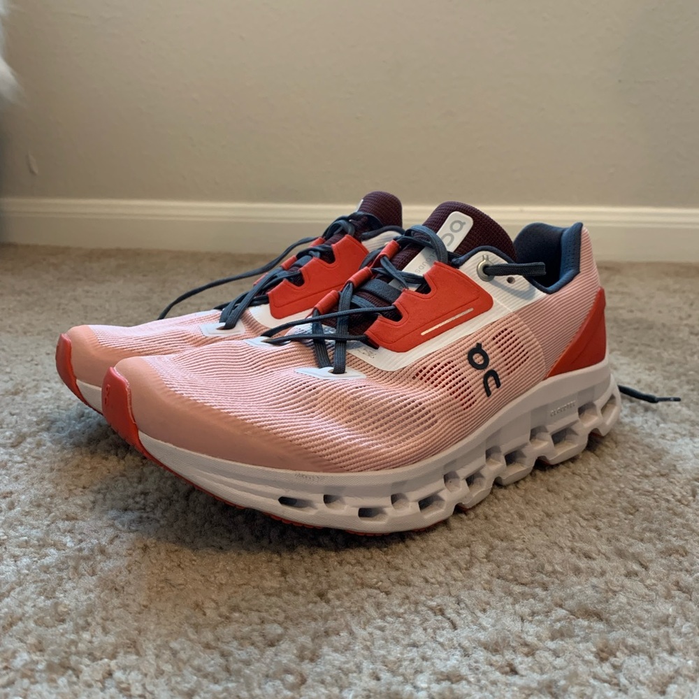 On Cloud Cloudstratus Sneakers